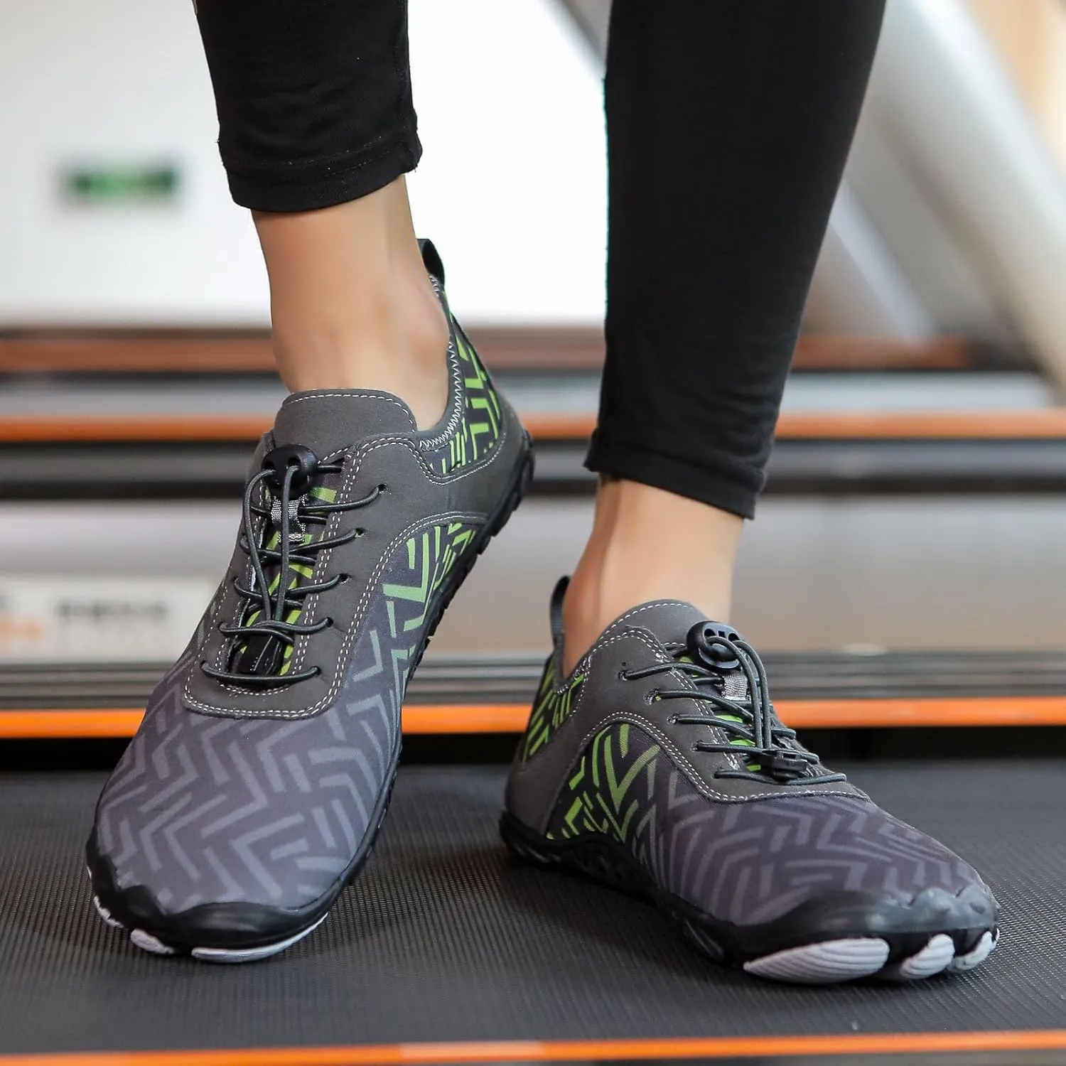 Barefoot Shoes for Women Men Athletic Non Slip Hiking Shoes Lightweight Breathable Quick Dry Water Shoes Unisex Wide Toe Box Sneakers for Swimming Running Riding Surfing Climbing Camping Kayaking