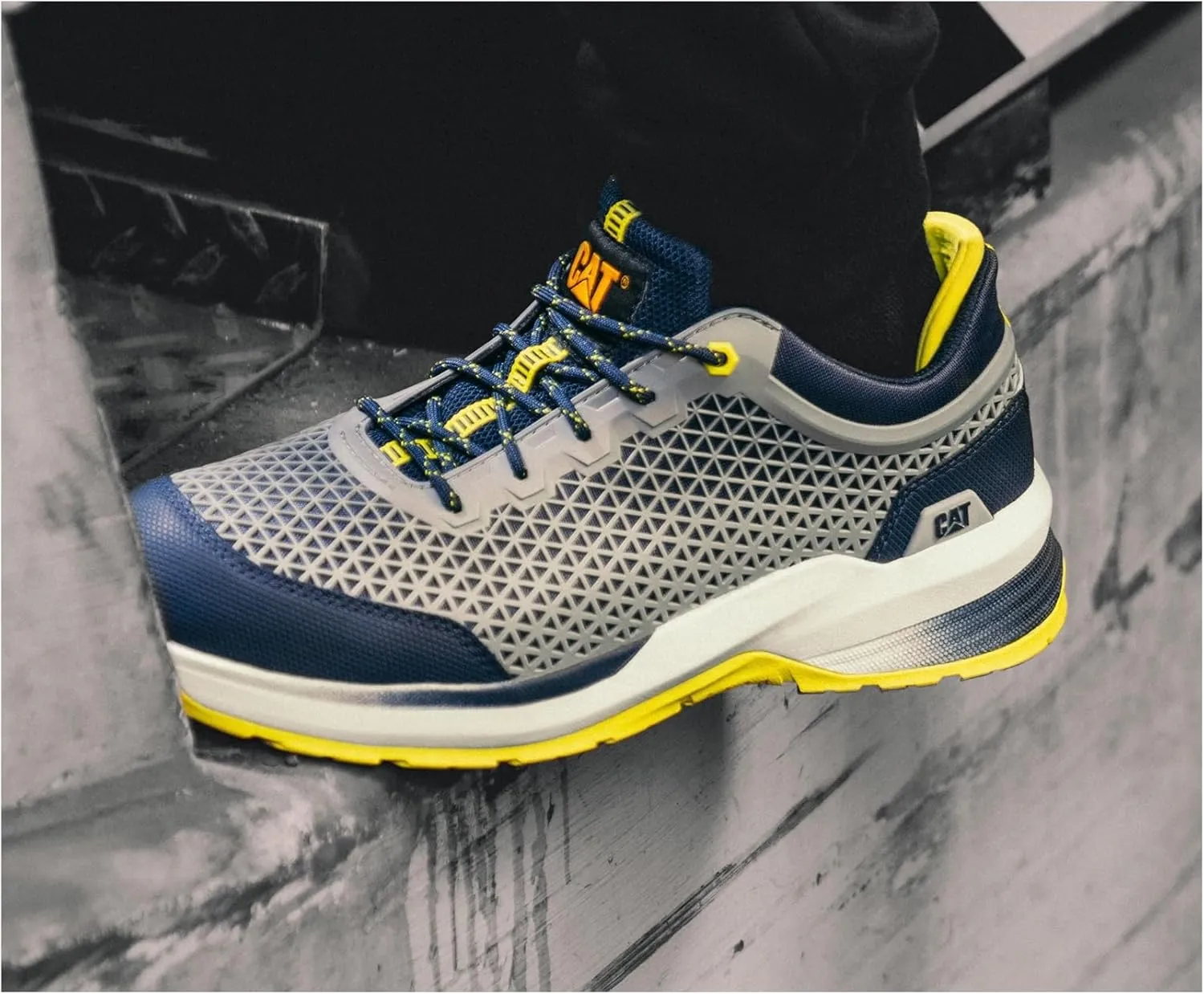 CAT Men's Streamline 2.0 Composite Toe Construction Shoe