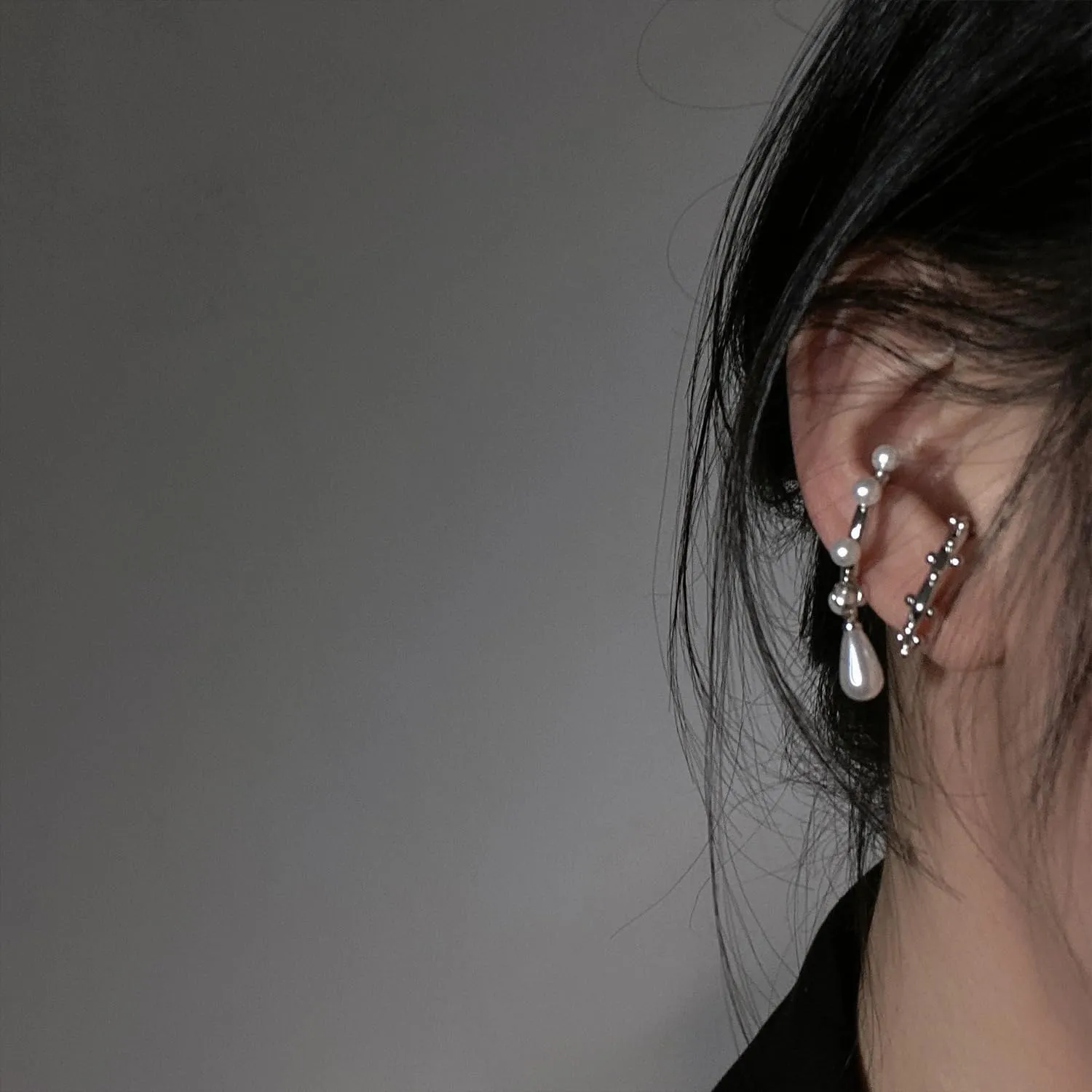 Dainty Ear Cuffs Earrings Non Pierced Sparkling Rhinestones Cartilage Climber Ear Wrap Earrings Clip on Earrings Minimalist Cuff Fake Earrings Trendy Jewelry for Women