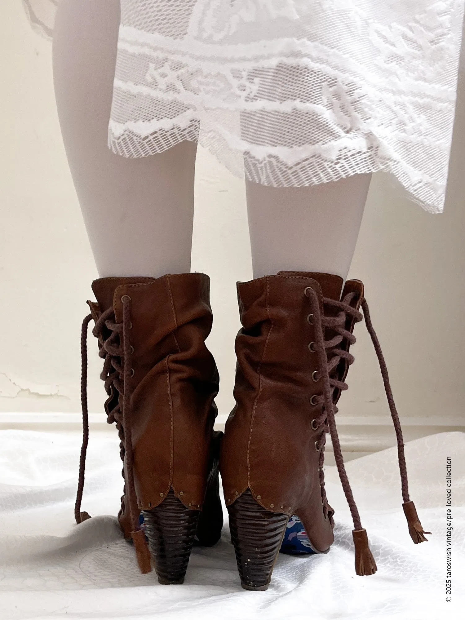   eu36 ruched lace up boots
