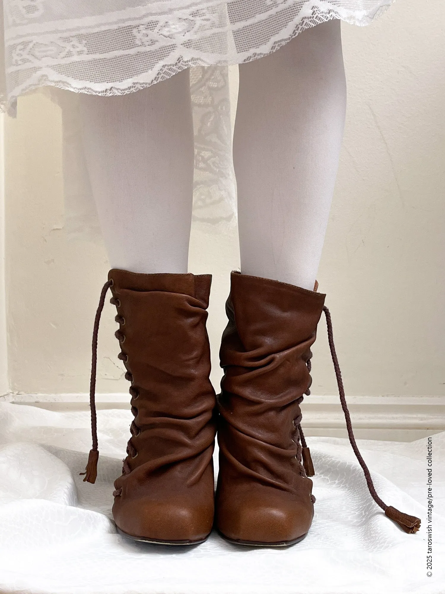  eu36 ruched lace up boots