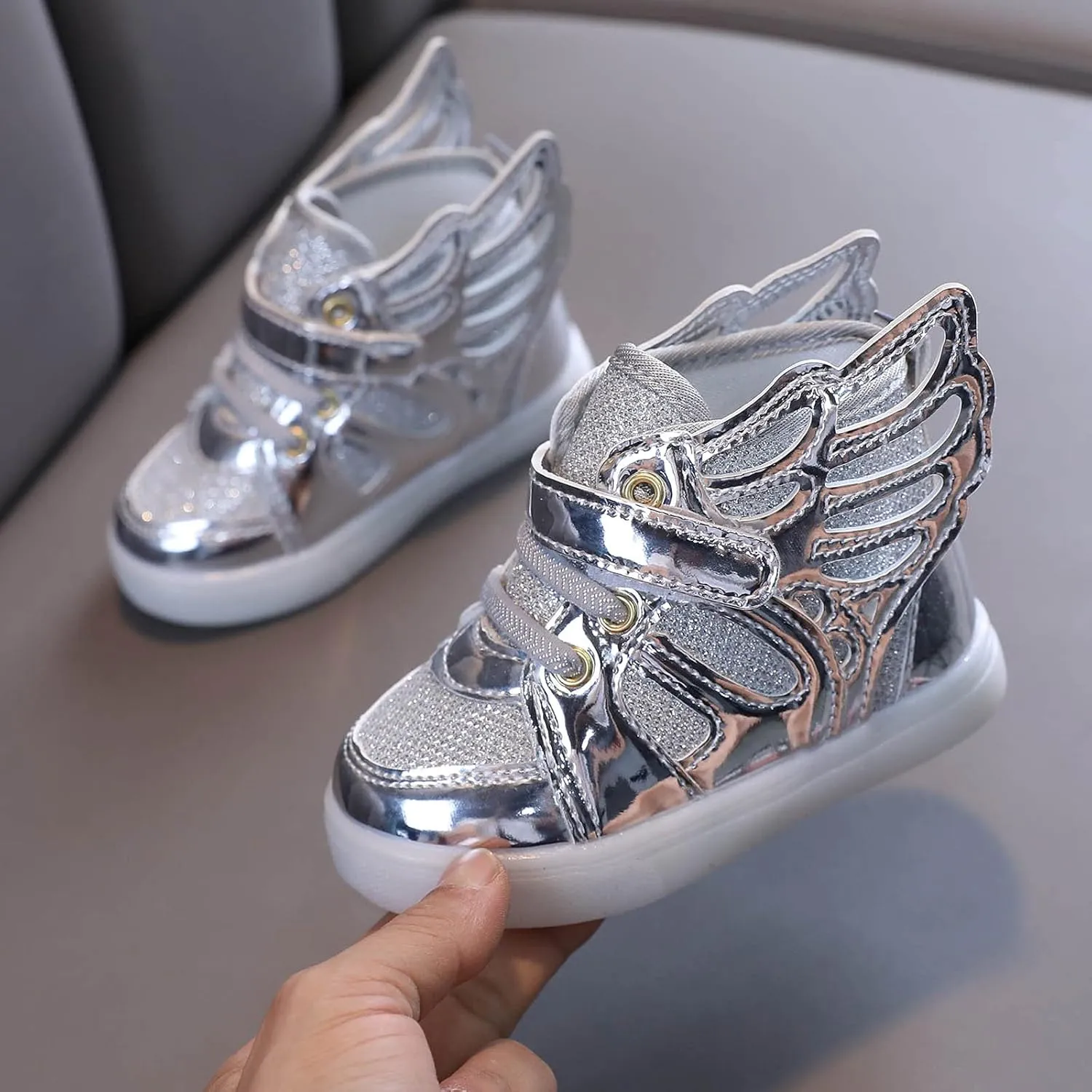 Kids Toddler Luminous Light Shoes Fashion Cool High Top Flashing Sport Sneakers for 12 18 Month Girl Sandals