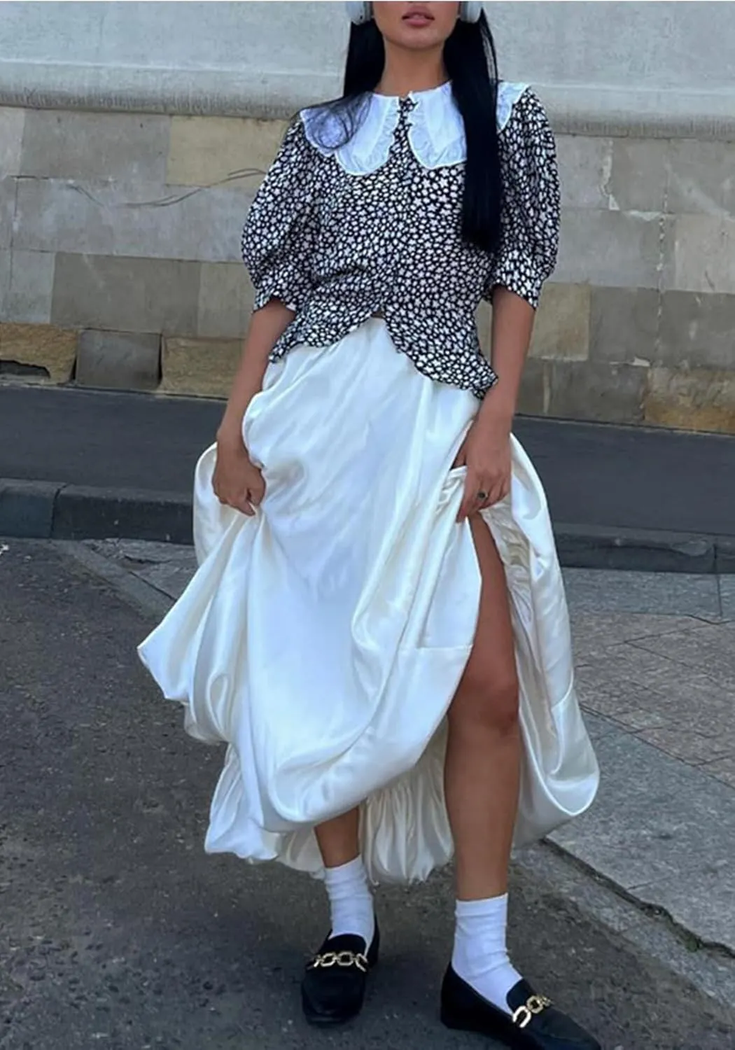 LETSVDO Women's Bubble Skirt Elastic Waist Pleated Sparkly Metallic Silver Balloon Ruffle A Line Flowy Maxi Skirts