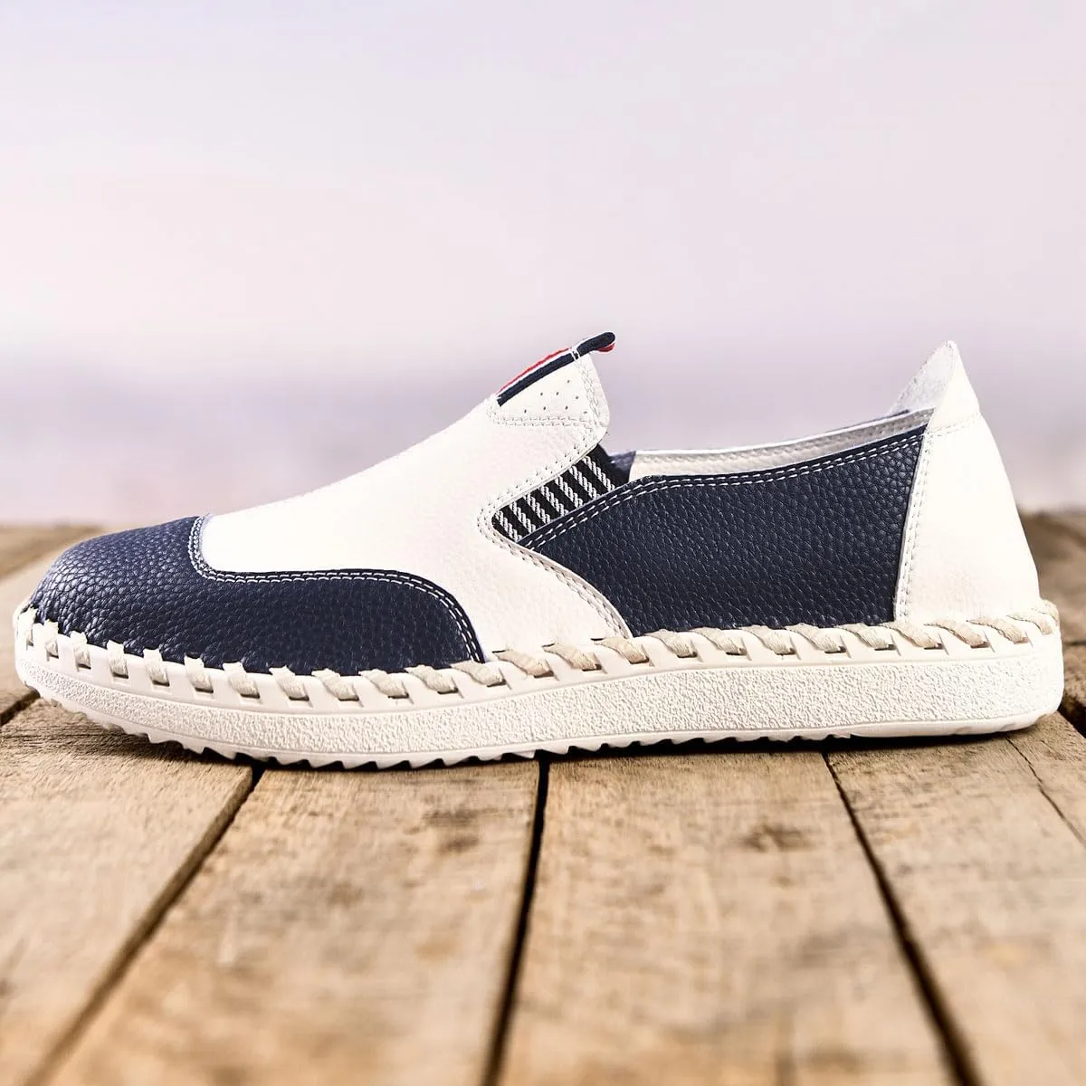 Men's Slip on Oxfords Boat Shoes Casual Leather Loafers Walking Sneakers Breathable Driving Dress Business Wokr Shoes
