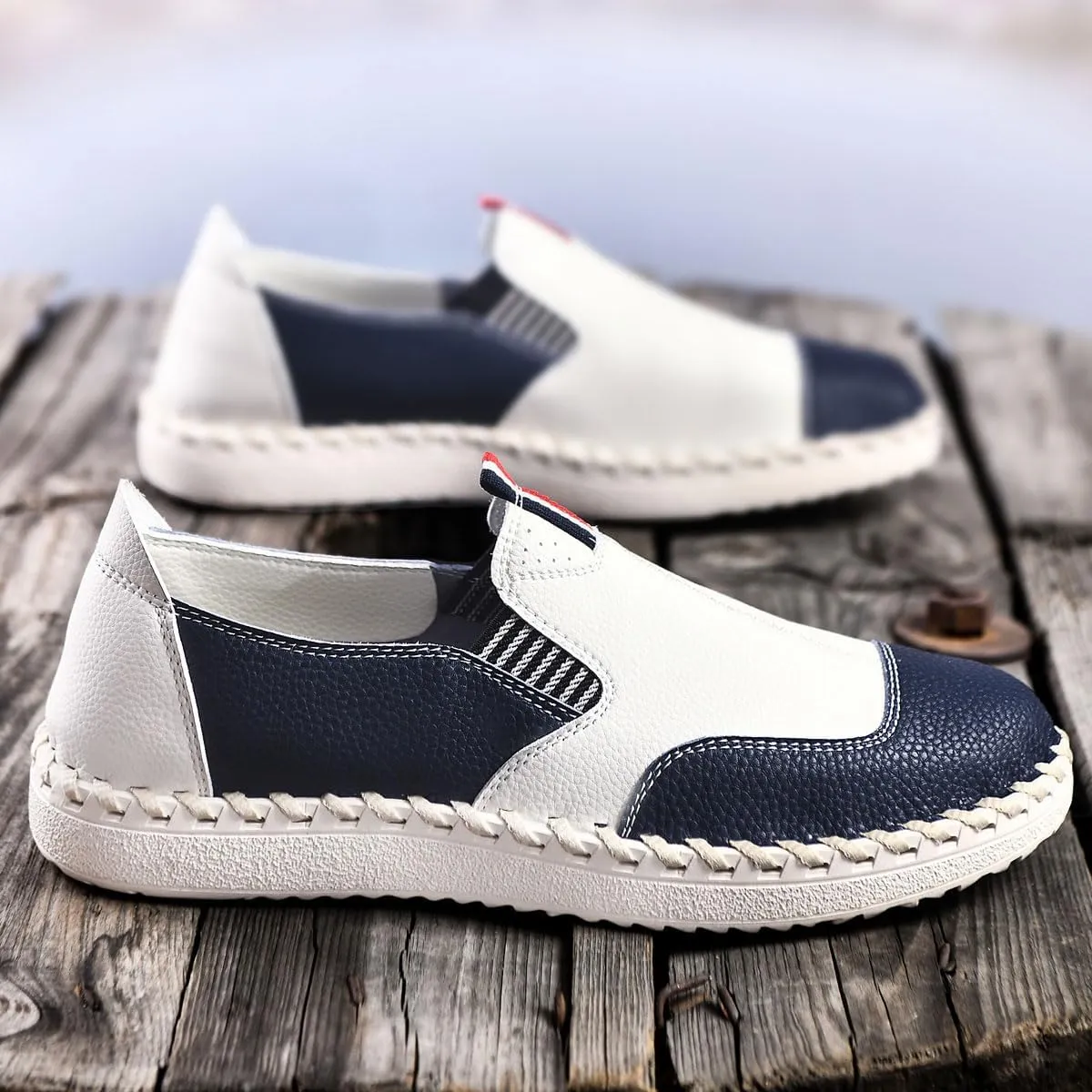 Men's Slip on Oxfords Boat Shoes Casual Leather Loafers Walking Sneakers Breathable Driving Dress Business Wokr Shoes