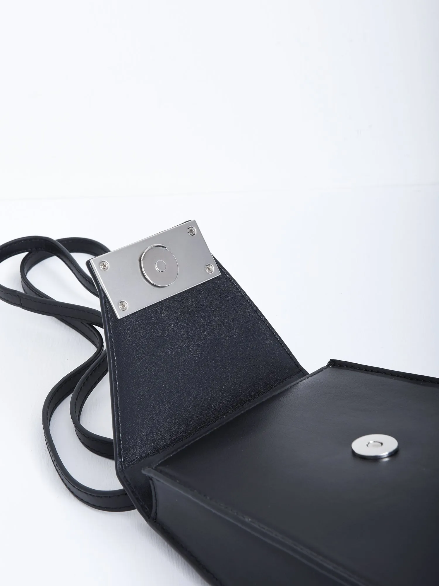 NUMBERS VERTICAL MINI BAG_Black