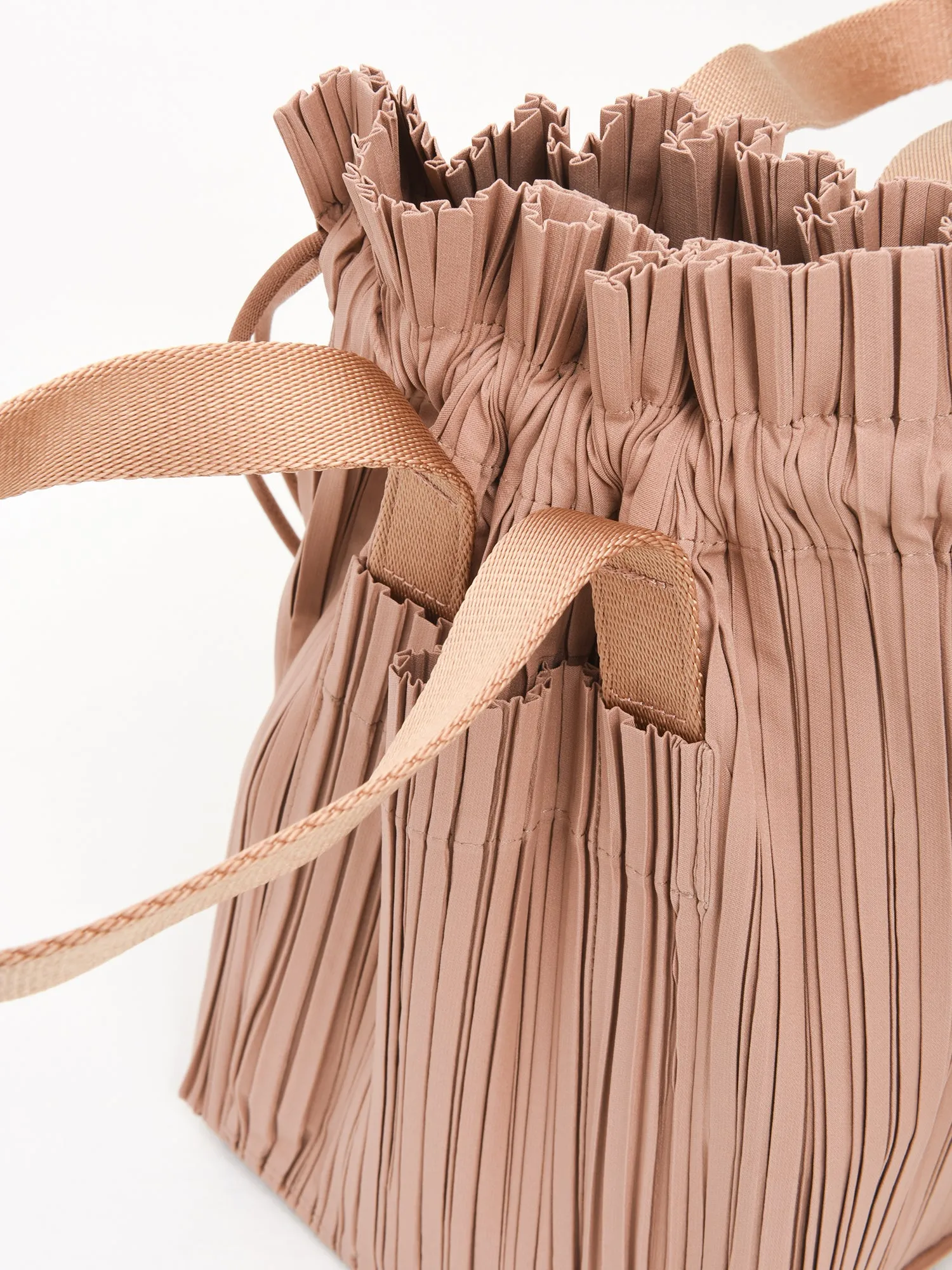 PLEATS TOTE BAG_41-BEIGE_PP39AG601