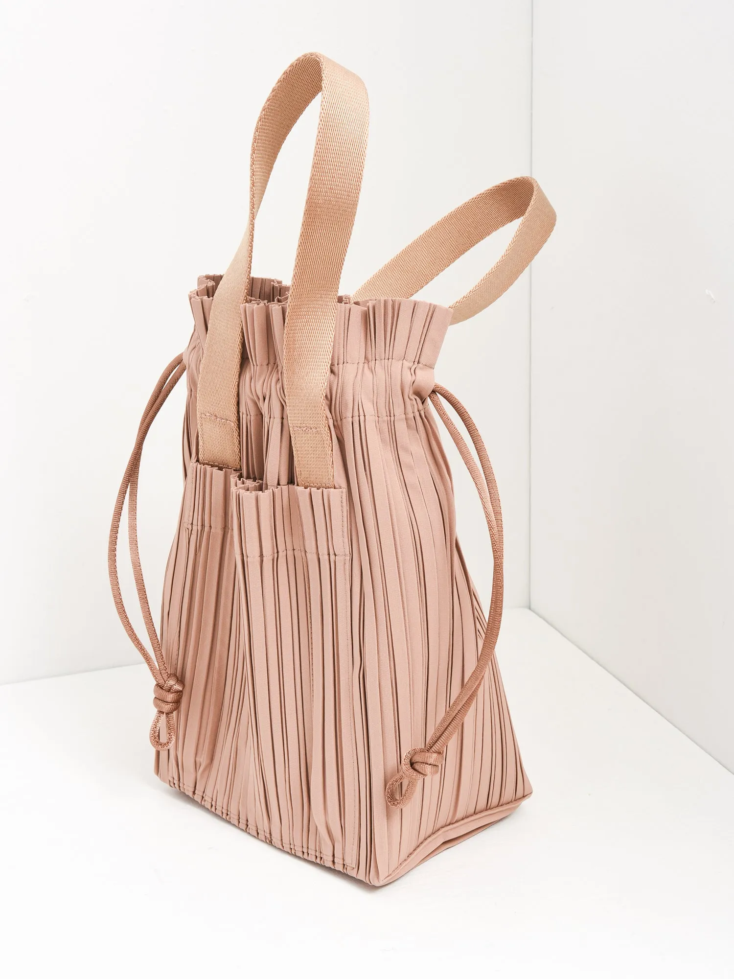 PLEATS TOTE BAG_41-BEIGE_PP39AG601