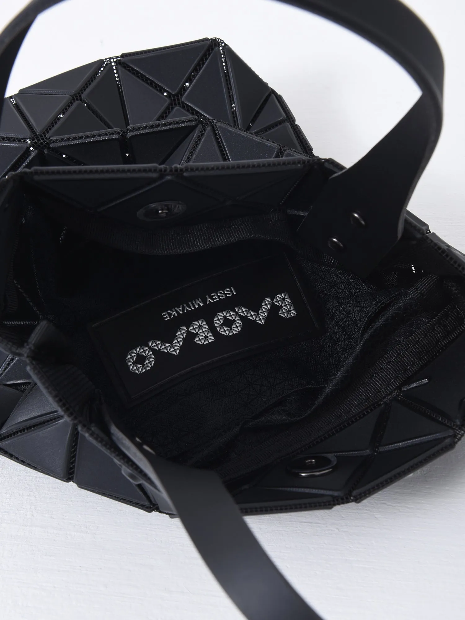 PRISM PLUS_15-BLACK_BB46AG521