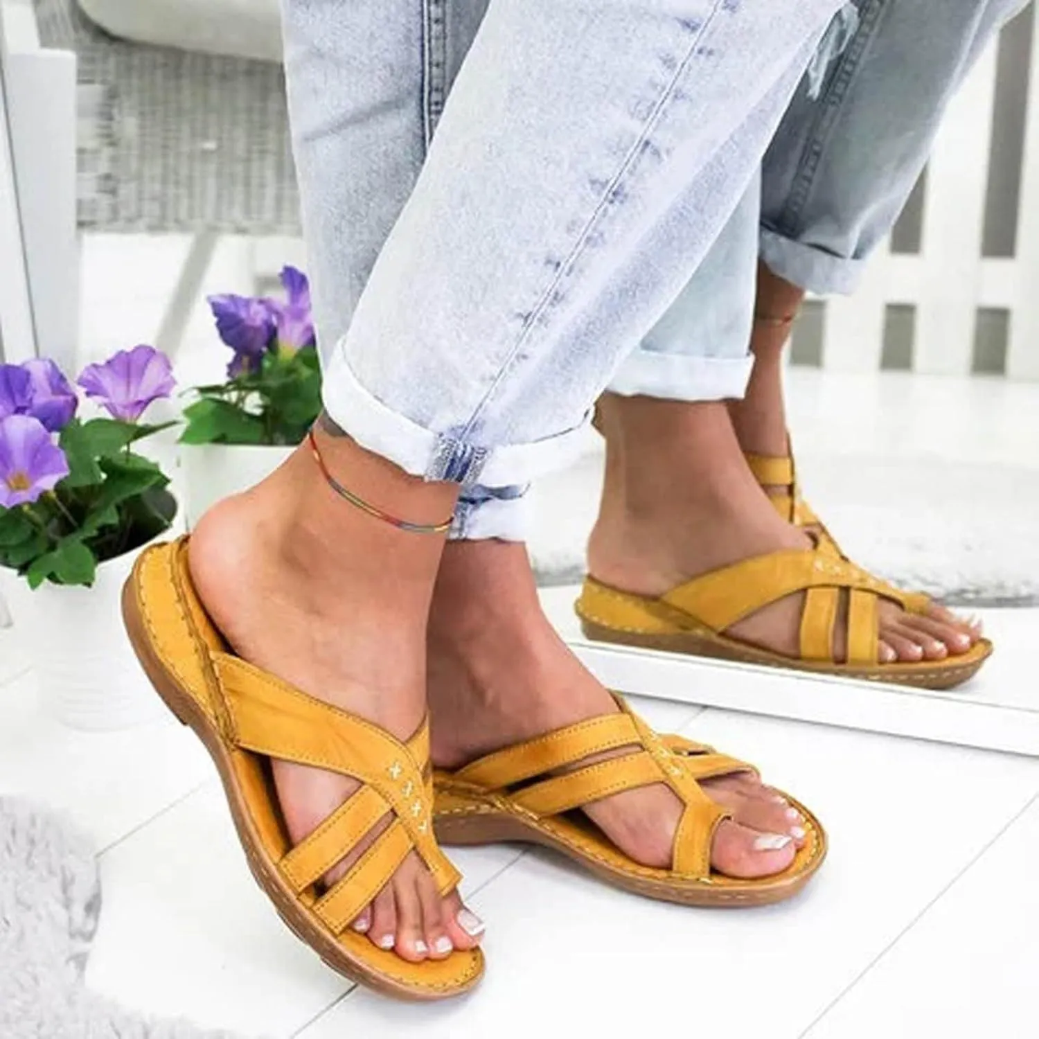 SuanlaTDS Wedge Sandals for Women Orthopedic Flip Flops 2025 Comfortable Arch Support Crisscross Open Toe Thong Slip On Slides Dressy Summer Outdoor Beach Shoes Low Heels Slide Sandal