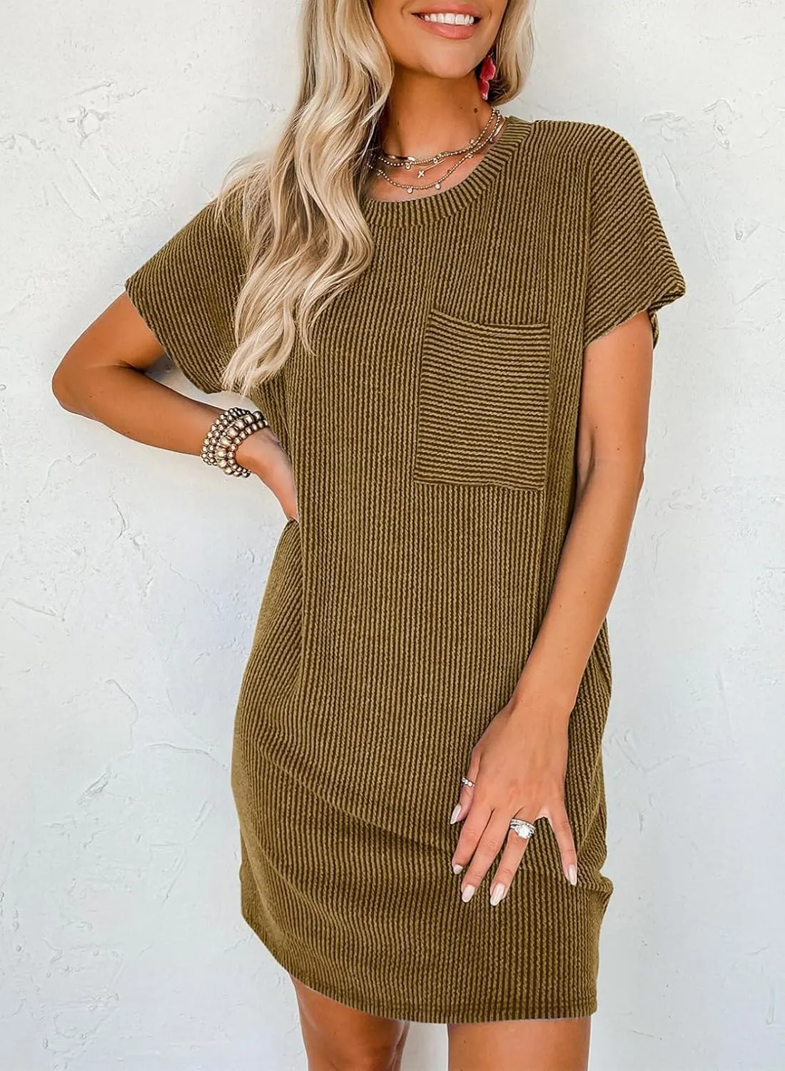 Summer Dresses for Women 2025 Short Sleeve Crew Neck Textured Mini Dress with Pocket Casual Beach Sundress
