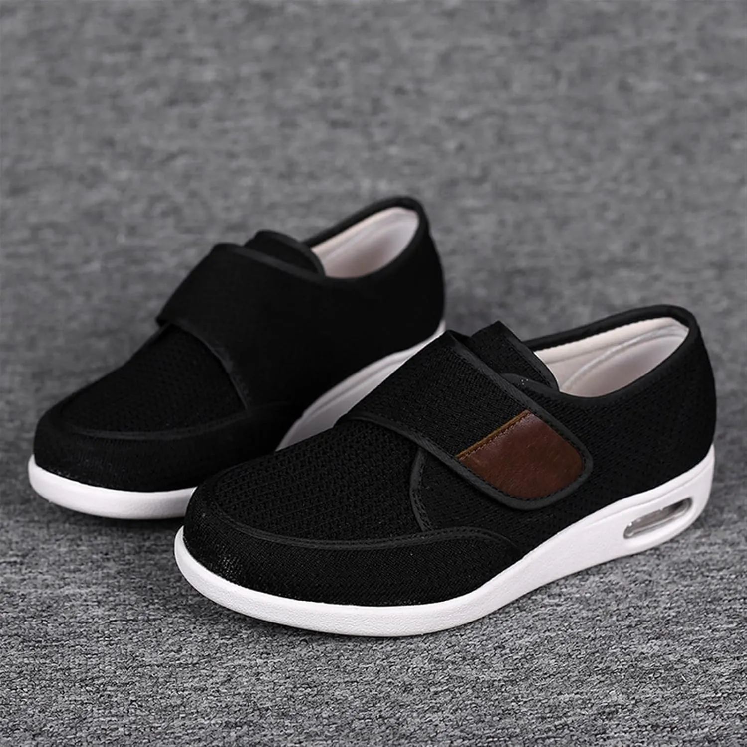 TOSOFT Men's Comfort And Cushiony Diabetic Shoes Wide Feet Flats Orthopedic Slippers Walking Shoes For Elderly Men Sneakers