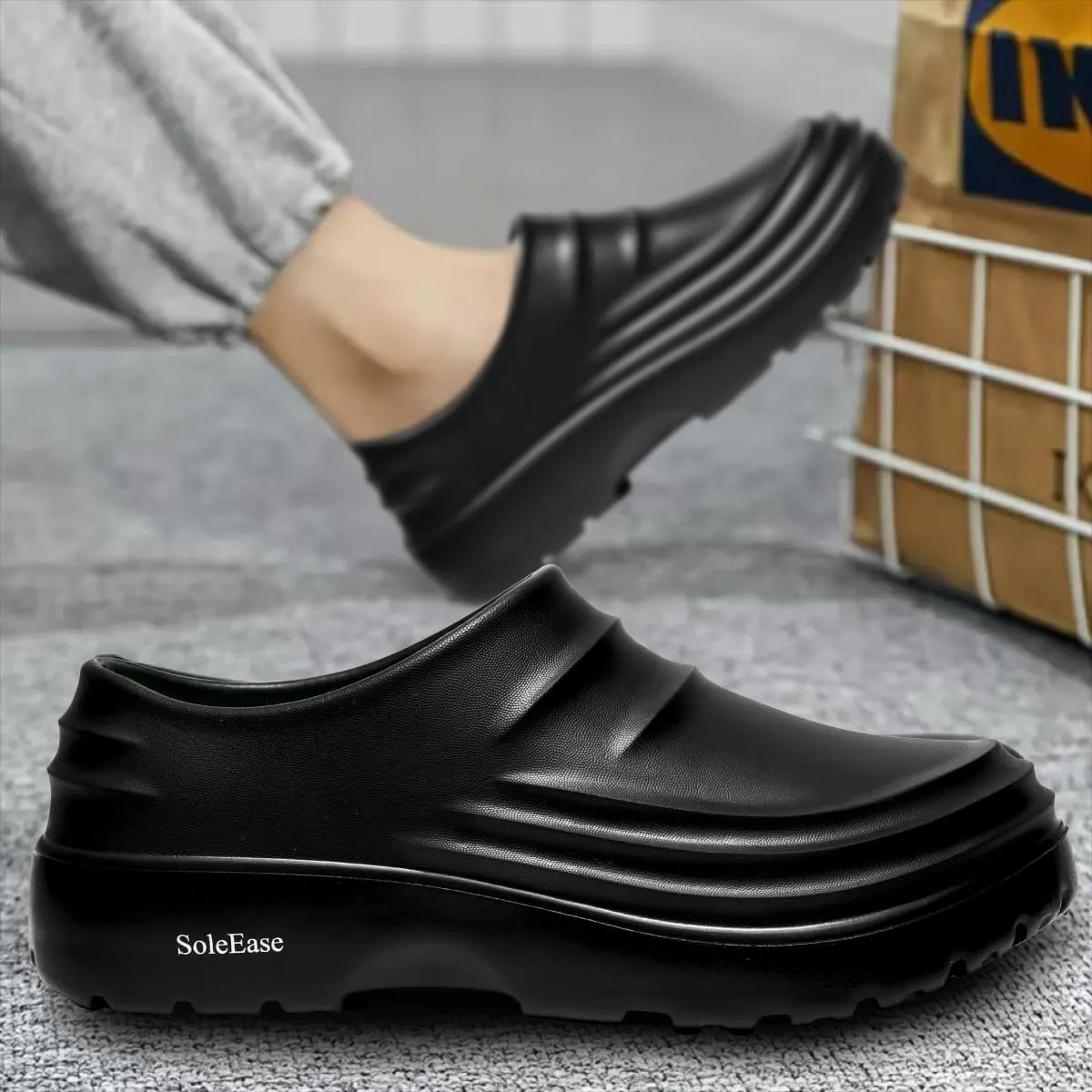 Unisex Black Chef Shoes Mens Womens Lightweight Non-Slip Work Shoes for Kitchens